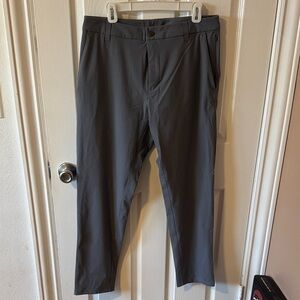 Lululemon Mens Commision Classic-Fit Pants Asphalt Grey Size 33 30”